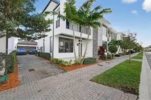 8126 NW 48th Terrace, Doral, FL 33166 - Photo 1