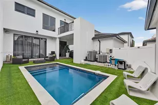 8126 NW 48th Terrace, Doral, FL 33166 - Photo 35