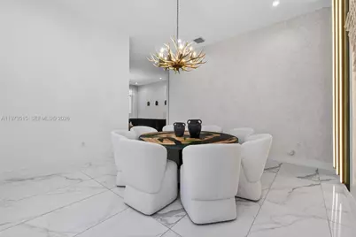 8126 NW 48th Ter, Doral, FL 33166 - Photo 11