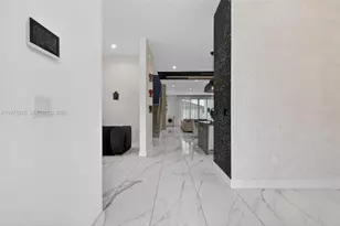 8126 NW 48th Terrace, Doral, FL 33166 - Photo 5