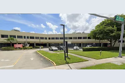 1380 NE Miami Gardens Dr, Miami, FL 33179 - Photo 1