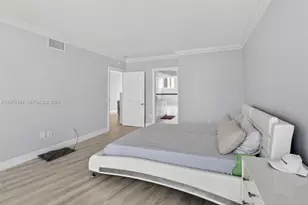 3370 Hidden Bay Dr, Aventura, FL 33180 - Photo 21