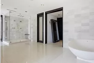 1330 Ocean Dr, Miami Beach, FL 33139 - Photo 21