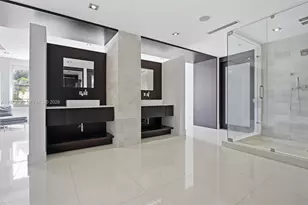 1330 Ocean Dr, Miami Beach, FL 33139 - Photo 23