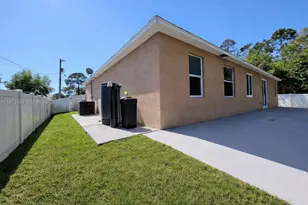 2502 W 10th St, Lehigh Acres, FL 33971 - Photo 41