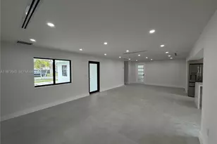 9410 SW 55th St, Miami, FL 33165 - Photo 11