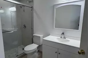 8336 NW 10th St, Miami, FL 33126 - Photo 9