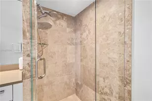6801 Collins Ave, Miami Beach, FL 33141 - Photo 33