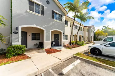 1687 SE 30th St, Homestead, FL 33035 - Photo 13