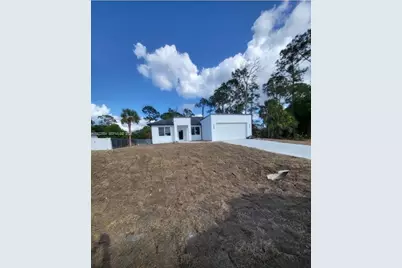 718 Robert Ave, Lehigh Acres, FL 33936 - Photo 3