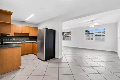 1130 N 70th Ave, Hollywood, FL 33024 - Photo 7