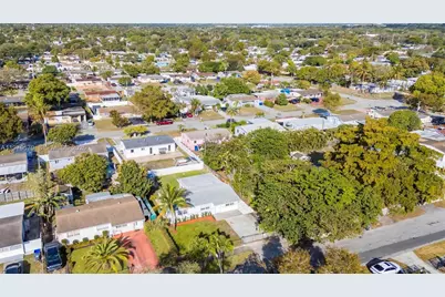 1130 N 70th Ave, Hollywood, FL 33024 - Photo 33