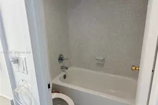 100 Bayview Dr, Sunny Isles Beach, FL 33160 - Photo 11