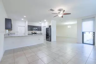 516 SE 35th Terrace, Homestead, FL 33033 - Photo 9