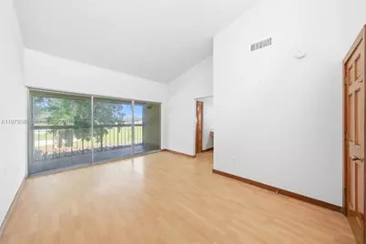 14371 Kendale Lakes Cir, Miami, FL 33183 - Photo 17