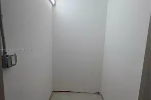 9221 E Bay Harbor Dr, Bay Harbor Islands, FL 33154 - Photo 33