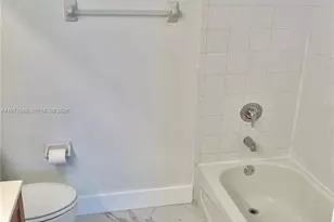 36 NW 6th Ave, Miami, FL 33128 - Photo 11