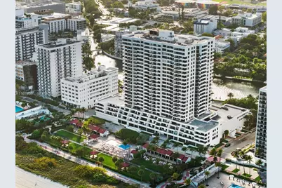 2555 Collins Ave #1002, Miami Beach, FL 33140 - Photo 43