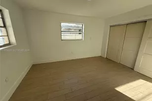 11063 SW 5th St, Sweetwater, FL 33174 - Photo 7