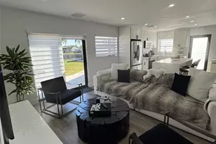 12534 SW 27th St, Miami, FL 33175 - Photo 9