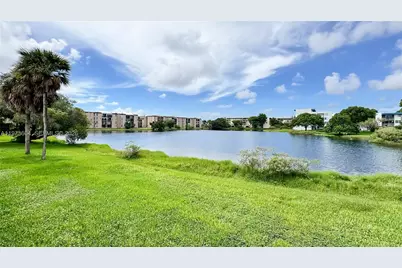 8889 Fontainebleau Blvd #201, Miami, FL 33172 - Photo 23