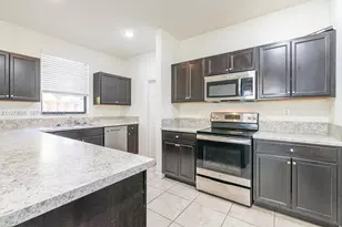 516 SE 35th Terrace, Homestead, FL 33033 - Photo 9