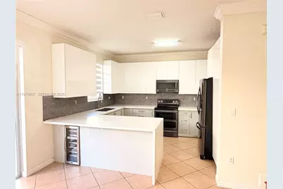 12877 SW 134th St, Miami, FL 33186 - Photo 9