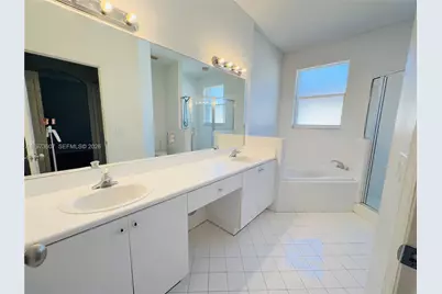 12877 SW 134th St, Miami, FL 33186 - Photo 21