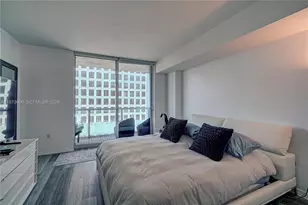 500 Brickell Ave, Miami, FL 33131 - Photo 13