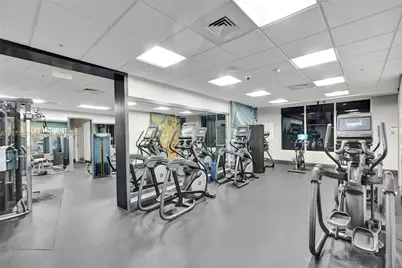 1750 N Bayshore Dr #2510, Miami, FL 33132 - Photo 37