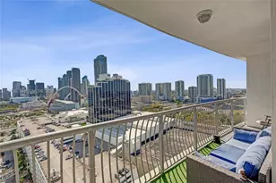 1750 N Bayshore Dr, Miami, FL 33132 - Photo 29