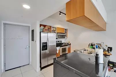 1750 N Bayshore Dr #2510, Miami, FL 33132 - Photo 15