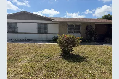100 NE 212th Ter, Miami Gardens, FL 33179 - Photo 1