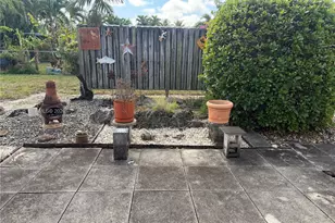 100 NE 212th Terrace, Miami Gardens, FL 33179 - Photo 17