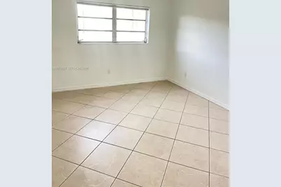 7410 SW 82nd St #K202, Miami, FL 33143 - Photo 9