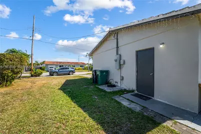 2020 SW 127th Ct, Miami, FL 33175 - Photo 27