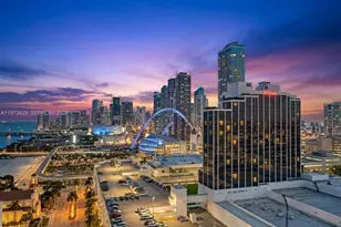 1750 N Bayshore Dr, Miami, FL 33132 - Photo 3