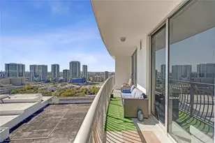 1750 N Bayshore Dr, Miami, FL 33132 - Photo 29