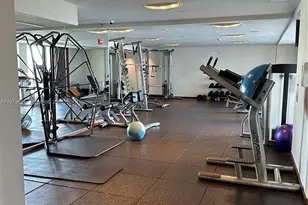 335 S Biscayne Blvd, Miami, FL 33131 - Photo 15