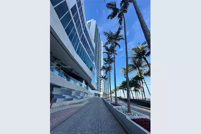 335 S Biscayne Blvd #1002, Miami, FL 33131 - Photo 3