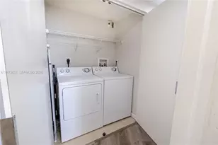 19501 W Country Club Dr, Aventura, FL 33180 - Photo 9