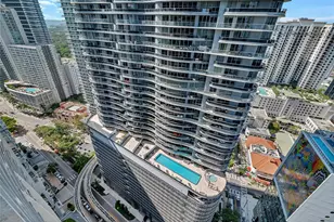 1010 Brickell Ave, Miami, FL 33131 - Photo 13