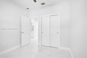 12120 SW 219th St, Miami, FL 33170 - Photo 19