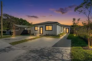 12120 SW 219th St, Miami, FL 33170 - Photo 3