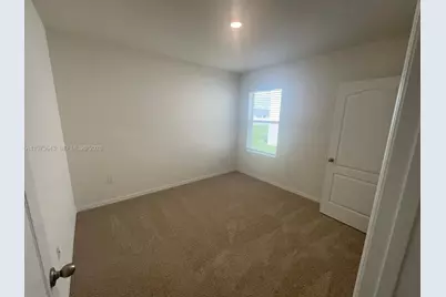 3432 Lounging Wren, Other City - In The State Of Florida, FL 33830 - Photo 7