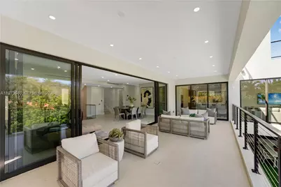 285 Woodcrest Rd, Key Biscayne, FL 33149 - Photo 17