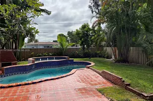 550 NE 174th St, North Miami Beach, FL 33162 - Photo 1