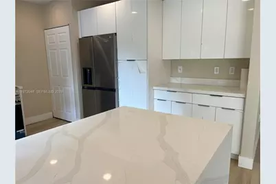 550 NE 174th St, North Miami Beach, FL 33162 - Photo 19