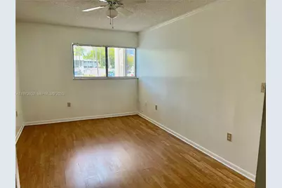 20761 NE 4th Pl #104, Miami, FL 33179 - Photo 7