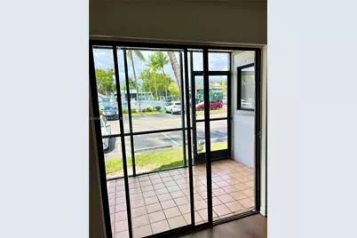 20761 NE 4th Pl #104, Miami, FL 33179 - Photo 5